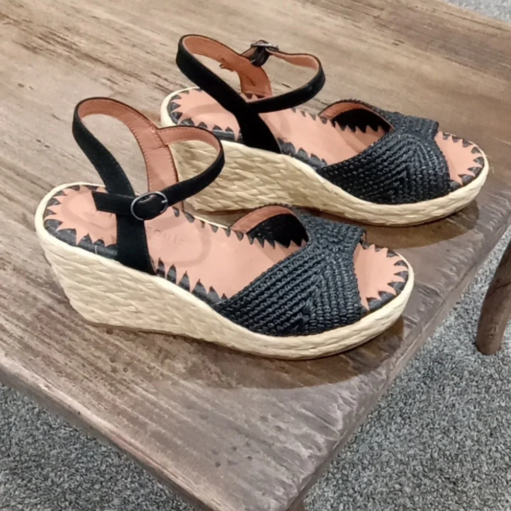 Gentle Souls Kenneth Cole Nomi Raffia Open Toe 3 1/2" Cork Wedge Size 7.5 NWT - Picture 4 of 8